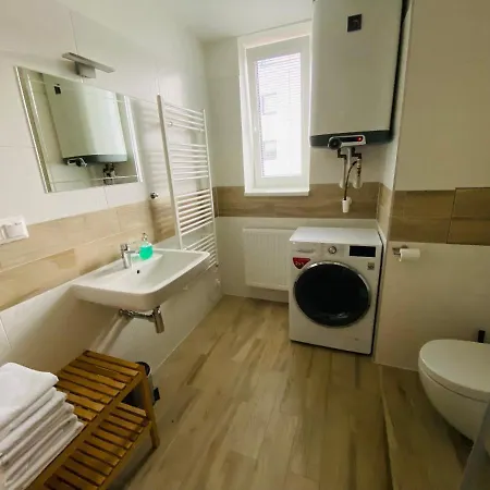 Apartmany Via Klinovec Loučná pod Klínovcem Exterior foto
